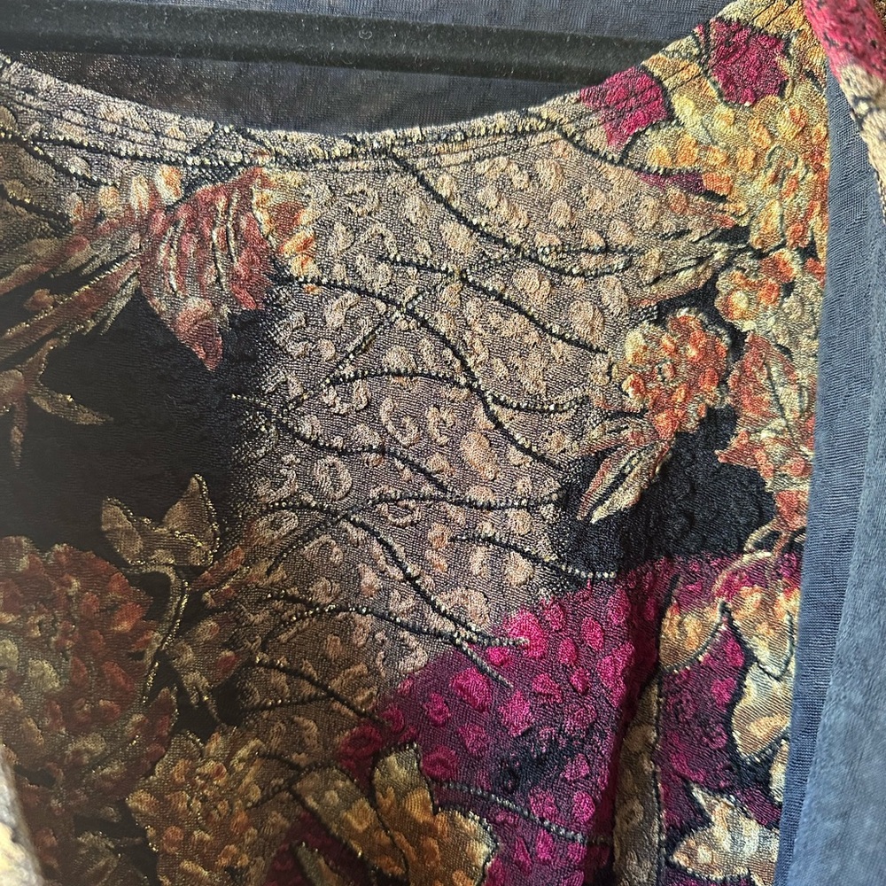 Chic Floral Faux Wrap Blouse - Burgundy and Gold - Picture 5 of 6